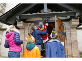 Aussendung der Sternsinger in Naumburg (Foto: Karl-Franz Thiede)